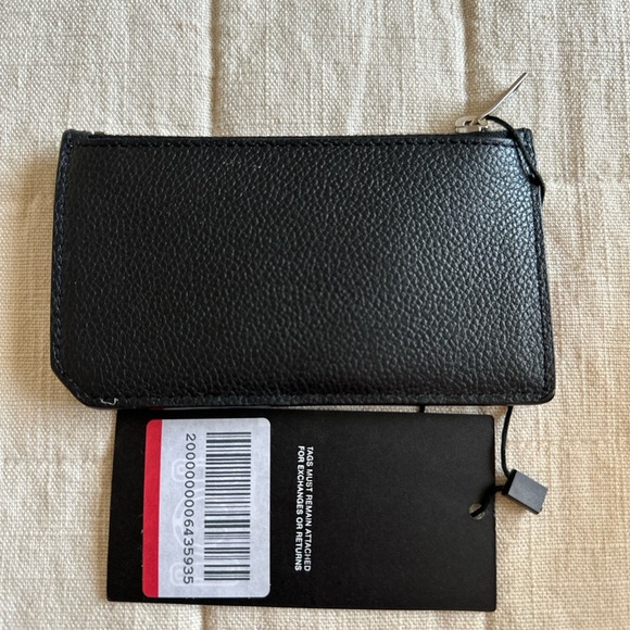 SAINT LAURENT PARIS FRAGMENTS ZIP CARD CASE IN GRAINED LEATHER 
BLACK - Picture 8 of 8